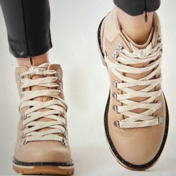 SOREL women’s boots- Lennox Hiker Booties with box - EUC - Picture 10 of 10